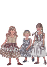 Load image into Gallery viewer, Vintage Sewing Pattern: New Look 6366