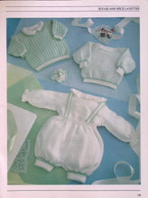 Load image into Gallery viewer, Easy Knits for Babies and Toddlers by Bay Books