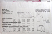 Load image into Gallery viewer, Vintage Sewing Pattern: Kwik Sew 3024