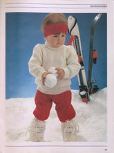 Load image into Gallery viewer, Easy Knits for Babies and Toddlers by Bay Books