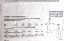 Load image into Gallery viewer, Vintage Sewing Pattern: Kwik Sew 2381