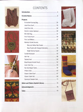 Load image into Gallery viewer, The Weekend Crafter: Crochet 20 Simple & Stylish Designs to Wear by Jane Davis