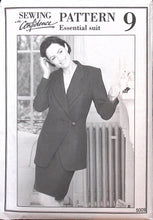 Load image into Gallery viewer, Vintage Sewing With Confidence Complete 5 Folder Series & 20 Sewing Patterns.