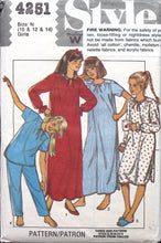 Load image into Gallery viewer, Vintage Sewing Pattern: Style 4251