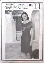 Load image into Gallery viewer, Vintage Sewing With Confidence Complete 5 Folder Series & 20 Sewing Patterns.