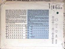 Load image into Gallery viewer, Vintage Sewing Pattern: Vogue 2444