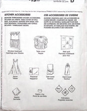 Load image into Gallery viewer, Sewing Pattern: McCalls 3068