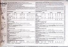 Load image into Gallery viewer, Sewing Pattern: Simplicity 4043