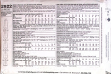 Load image into Gallery viewer, Sewing Pattern: Simplicity 2922