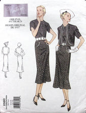 Load image into Gallery viewer, Reproduction Sewing Pattern: Vogue 2560