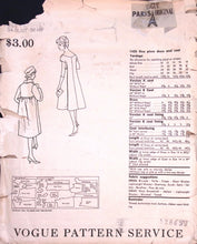 Load image into Gallery viewer, Vintage Sewing Pattern: Vogue 1425