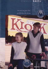 Load image into Gallery viewer, Cleckheaton Knitting Booklet No.903