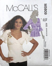 Load image into Gallery viewer, Sewing Pattern: McCalls M5809