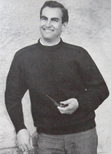 Load image into Gallery viewer, Vintage Knitting Book: Patons R.31