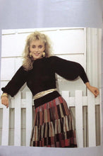Load image into Gallery viewer, Vintage Knitting Book: Patons 667
