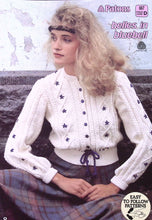 Load image into Gallery viewer, Vintage Knitting Book: Patons 667
