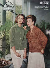 Load image into Gallery viewer, Vintage Knitting Book: Patons No.672