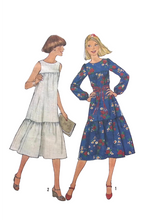 Load image into Gallery viewer, Vintage Sewing Pattern: Simplicity 8066