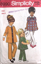Load image into Gallery viewer, Vintage Sewing Pattern: Simplicity 8990