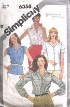 Load image into Gallery viewer, Vintage Sewing Pattern: Simplicity 6358