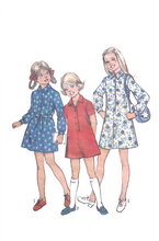 Load image into Gallery viewer, Vintage Sewing Pattern: Simplicity 6495