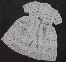 Load image into Gallery viewer, Patons Knitting Book No. 709