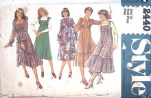 Load image into Gallery viewer, Vintage Sewing Pattern: Style 2440