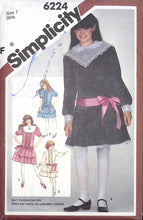 Load image into Gallery viewer, Vintage Sewing Pattern: Simplicity 6224