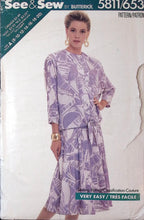 Load image into Gallery viewer, Vintage Sewing Pattern: See & Sew 5811 653