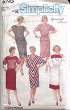 Load image into Gallery viewer, Vintage Sewing Pattern: Simplicity 6745