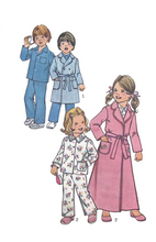 Load image into Gallery viewer, Vintage Sewing Pattern: Simplicity 7068