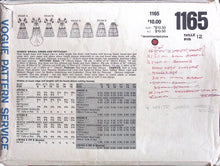 Load image into Gallery viewer, Vintage Sewing Pattern: Vogue 1165