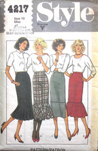 Load image into Gallery viewer, Vintage Sewing Pattern: Style 4217