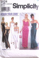 Load image into Gallery viewer, Sewing Pattern: Simplicity 9124