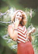 Load image into Gallery viewer, Vintage Sewing Book: The Concise Sewing Book by Caroline Wheeler