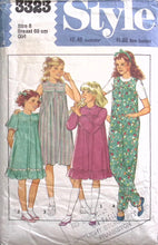 Load image into Gallery viewer, Vintage Sewing Pattern: Style 3323