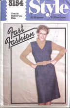Load image into Gallery viewer, Vintage Sewing Pattern: Style 3154