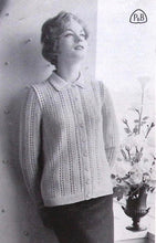 Load image into Gallery viewer, Vintage Knitting Booklet: Patons No. 562