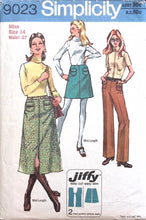Load image into Gallery viewer, Vintage Sewing Pattern: Simplicity 9023