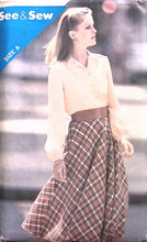 Load image into Gallery viewer, Vintage Sewing Pattern: See & Sew 3542