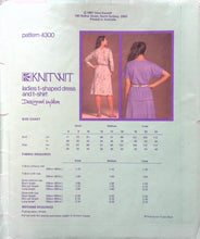 Load image into Gallery viewer, Vintage Sewing Pattern: Knitwit 4300