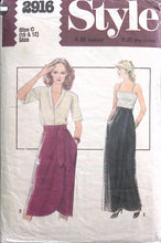 Load image into Gallery viewer, Vintage Sewing Pattern: Style 2916