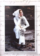 Load image into Gallery viewer, el arte tejer 2011: Alta Moda Tejida (Spanish Knitting Book)