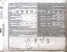 Load image into Gallery viewer, Sewing Pattern: McCalls 2977