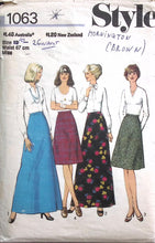 Load image into Gallery viewer, Vintage Sewing Pattern: Style 1063