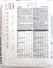 Load image into Gallery viewer, Sewing Pattern: Vogue 2563