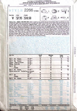 Load image into Gallery viewer, Vintage Sewing Pattern: Style 2266