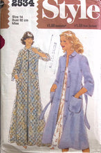 Load image into Gallery viewer, Vintage Sewing Pattern: Style 2534