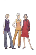 Load image into Gallery viewer, Vintage Sewing Pattern: Style 3811