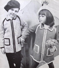 Load image into Gallery viewer, Vintage Patons Knitting Book 892